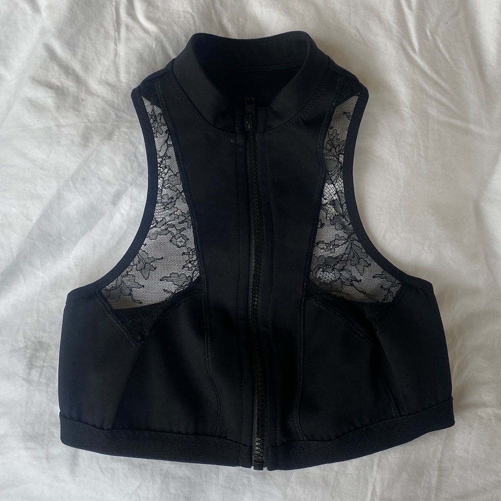 AGENT PROVOCATEUR HIGH NECK UNDERWIRE BRA.